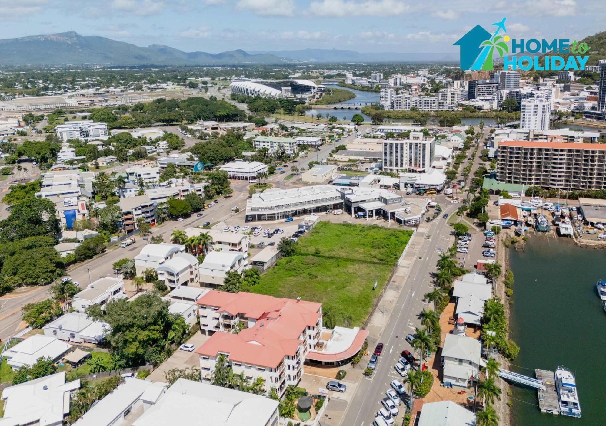 Perfect Position For City And Stadium Access Townsville Luaran gambar